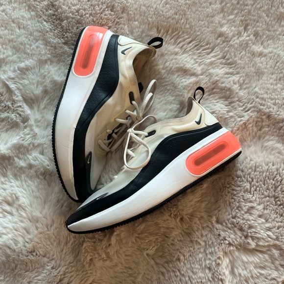 Womens Nike Air Max Sneakers Size 9 - Picture 8 of 14